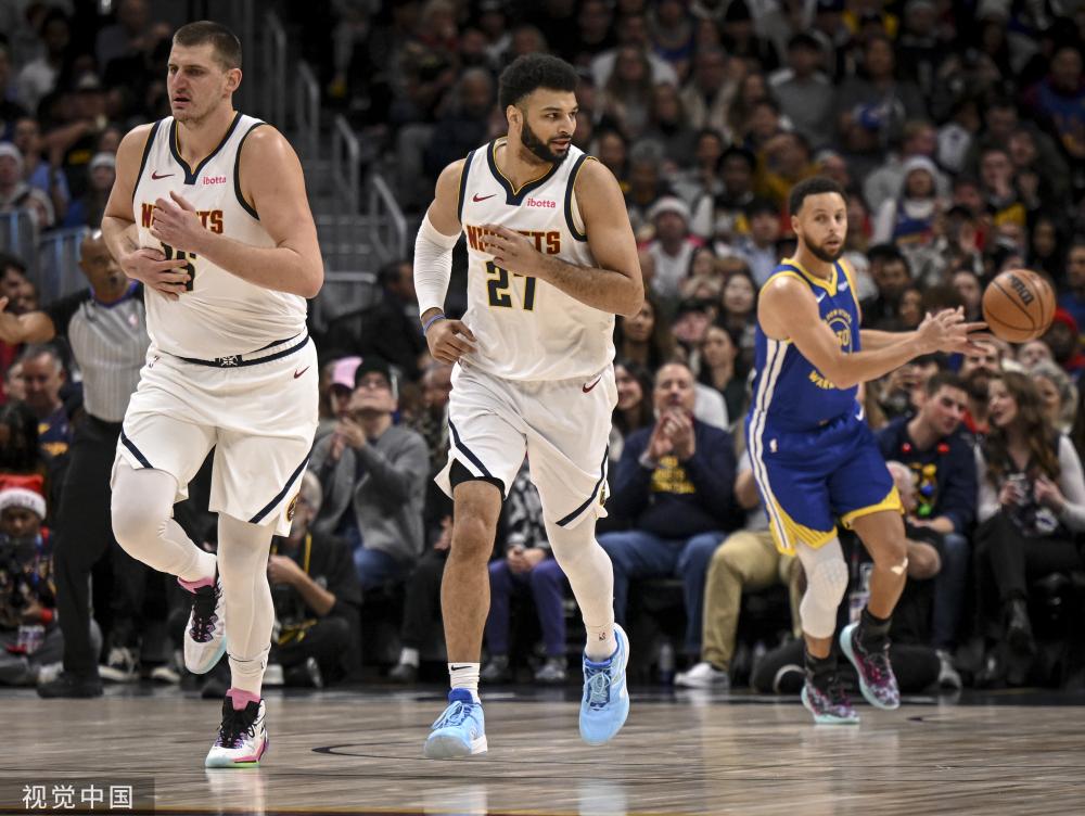 斯的猛烈进 斯的猛烈进