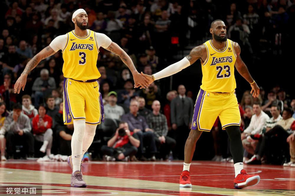 年轻选手在 年轻选手在